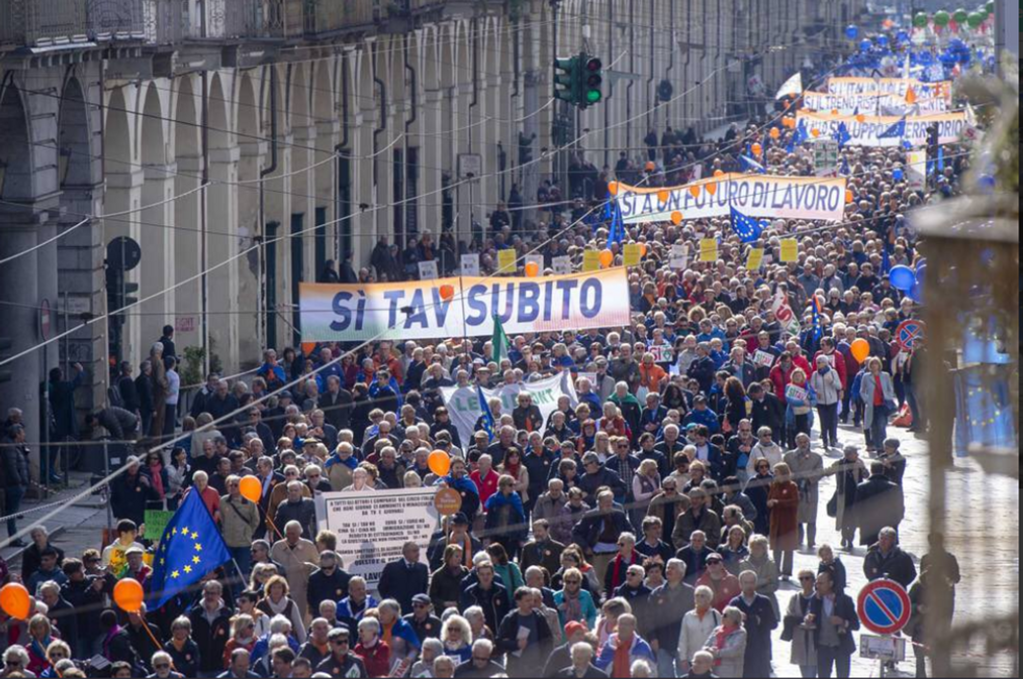 La société civile manifeste pour le Lyon-Turin